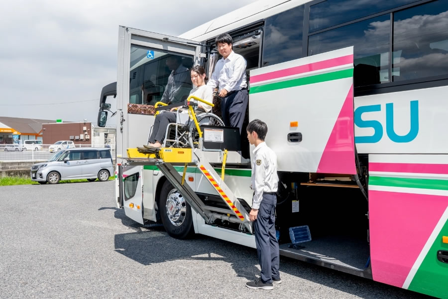 写真:車両